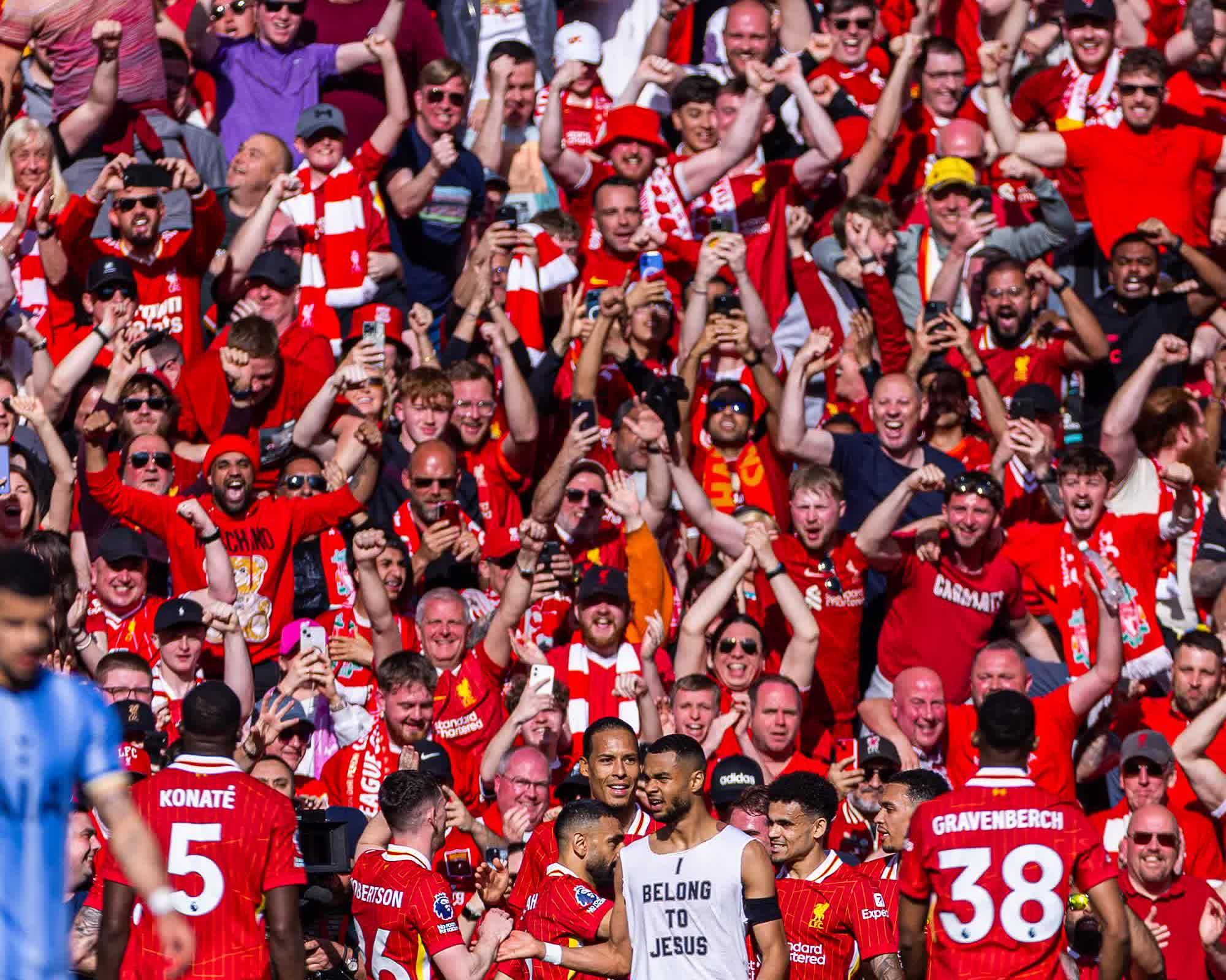利物浦遭遇曼城挑战,谁能晋级欧洲足坛巅峰 利物浦遭遇曼城挑战,谁能晋级欧洲足坛巅峰