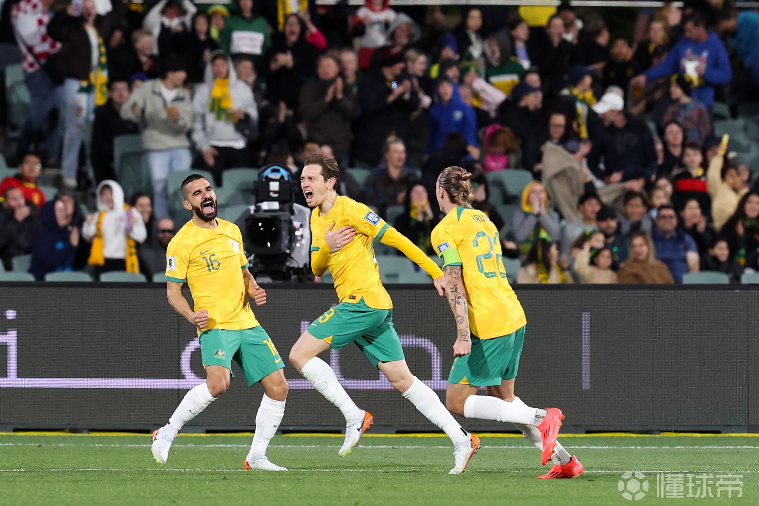 开云体育在线-格拉纳达主场击败维罗纳，取得重要胜利