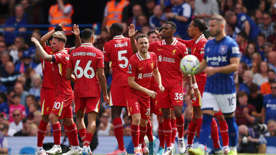 包含巴黎圣日耳曼阵容豪华，冲击双冠王梦想的词条