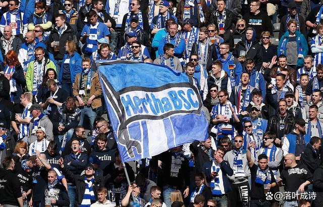 关于切尔西主场大胜，小组前景一片光明的信息