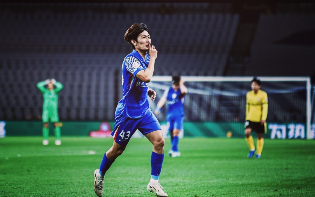 申花战平亚泰,近况稳中有升 申花战平亚泰,近况稳中有升