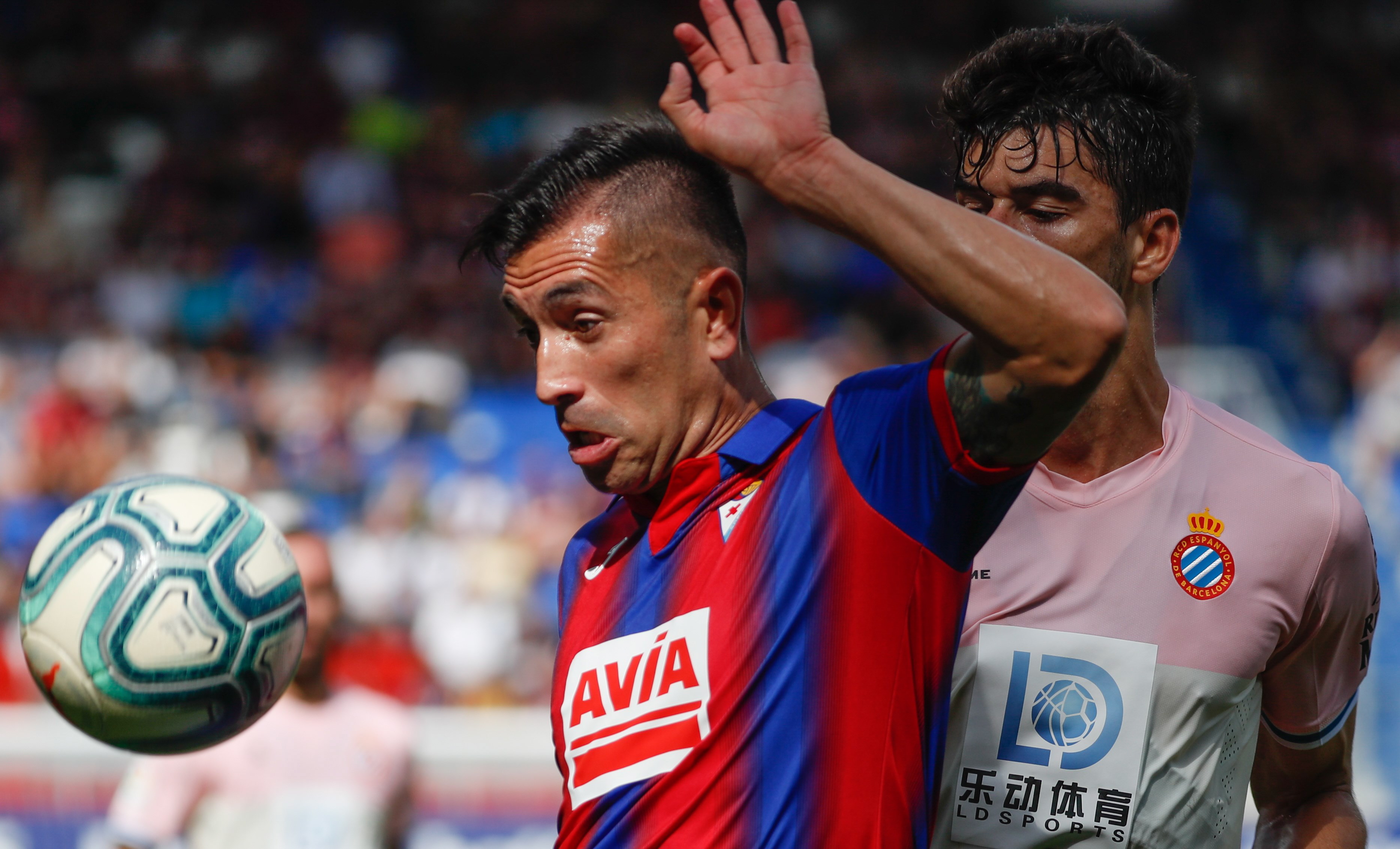 埃瓦尔球员被罚下场,球队士气受挫的简单介绍 埃瓦尔球员被罚下场,球队士气受挫的简单介绍