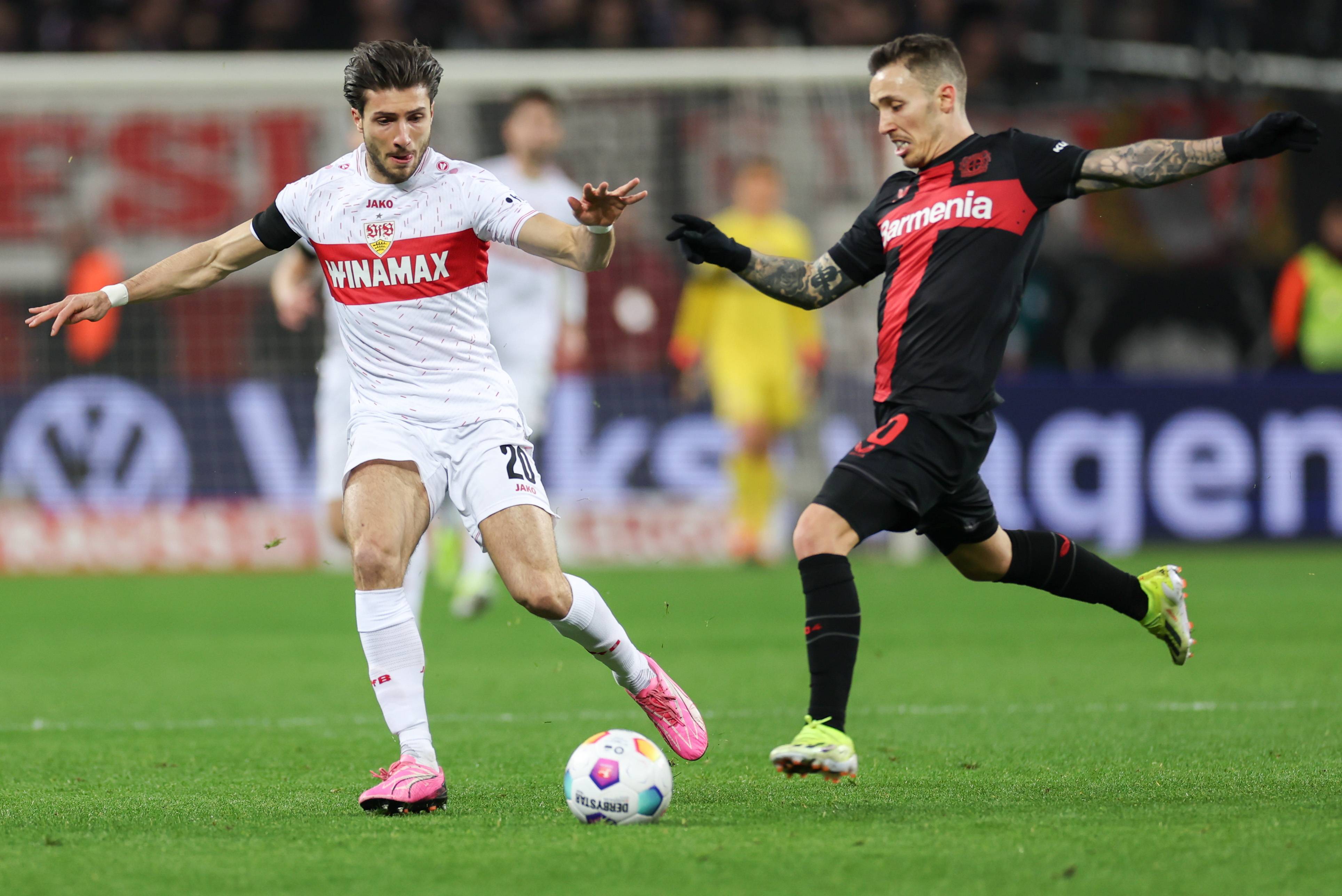 斯图加特足球队战绩斐然,取得连胜 斯图加特足球队战绩斐然,取得连胜