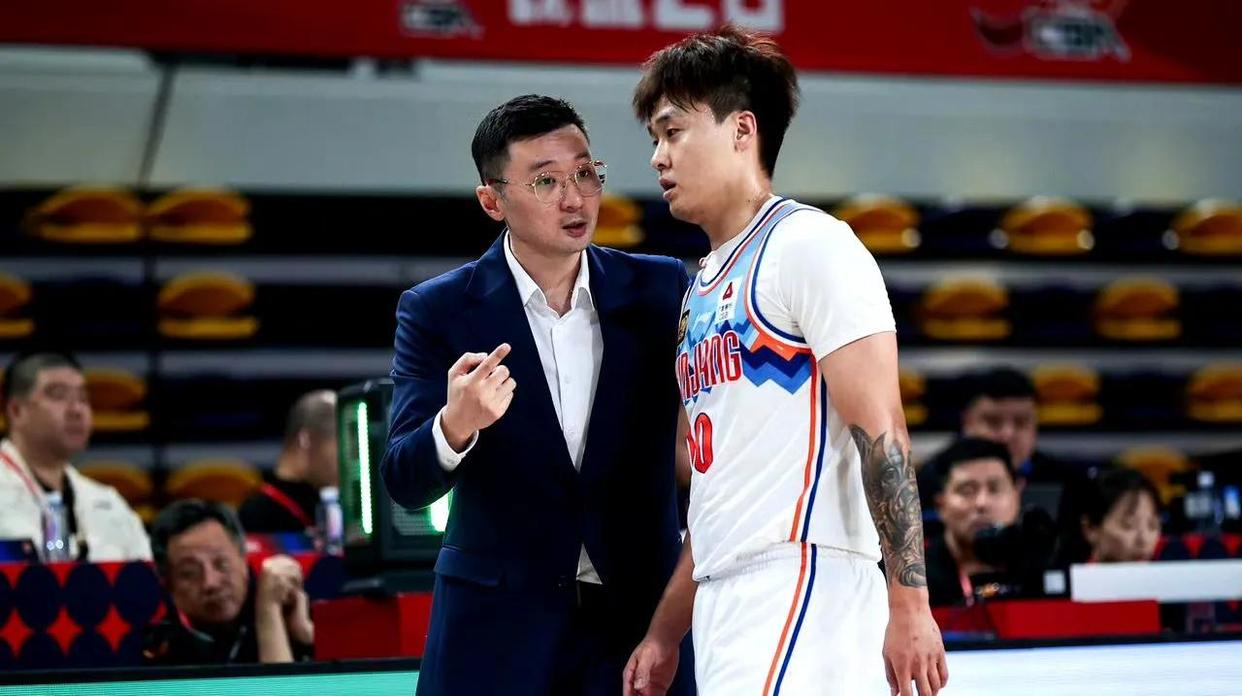 广东队惨遭江苏逆转,遗憾失利 广东队惨遭江苏逆转,遗憾失利