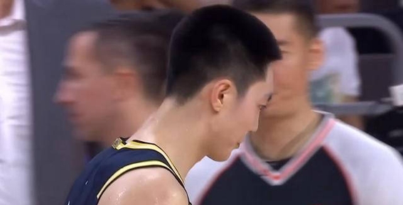 广东队惨遭江苏逆转,遗憾失利 广东队惨遭江苏逆转,遗憾失利