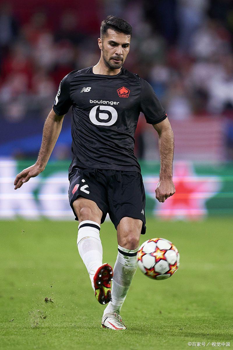 开云体育登录-里尔后卫受伤下场，对球队防线影响较大的简单介绍