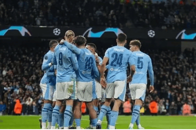 激烈角逐中,表现出色的球员脱颖而出 激烈角逐中,表现出色的球员脱颖而出