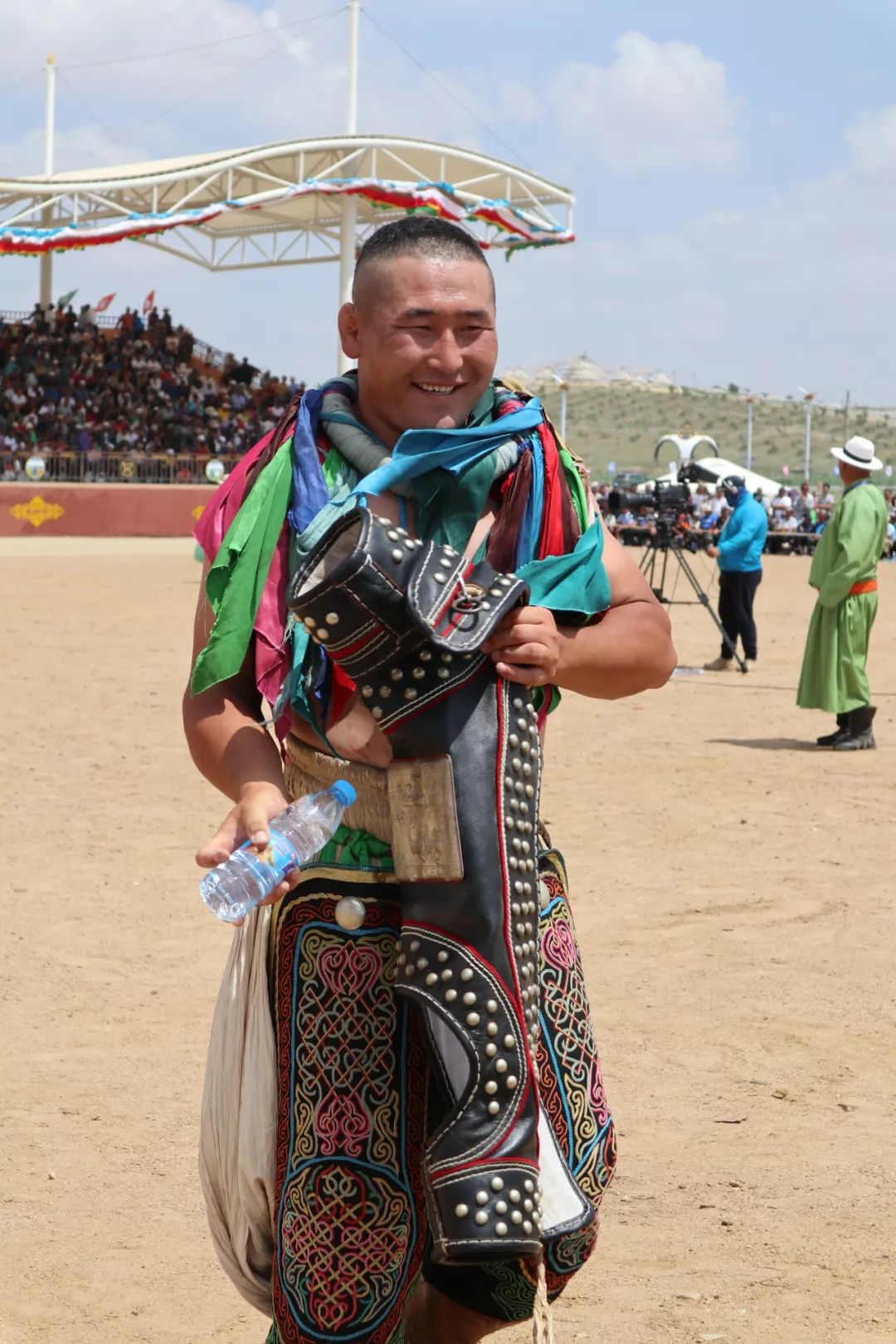 蒙古田径选手以出色表现夺冠 蒙古田径选手以出色表现夺冠