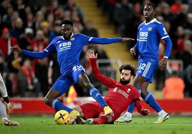 开云体育下载-欧洲职业足球俱乐部迎战强敌