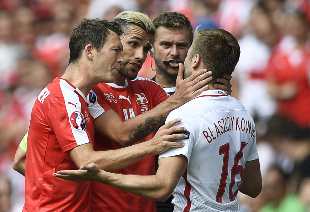 波兰战平斯洛伐克,出线形势岌岌可危 波兰战平斯洛伐克,出线形势岌岌可危