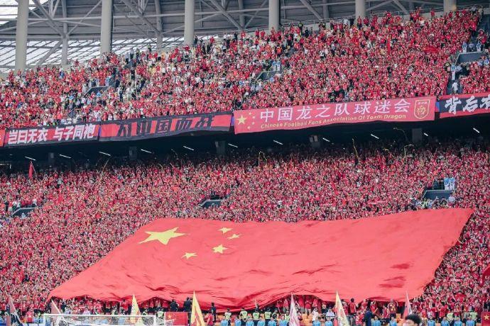 亚洲足球竞技水平再度提升,球迷热情高涨的简单介绍 亚洲足球竞技水平再度提升,球迷热情高涨的简单介绍