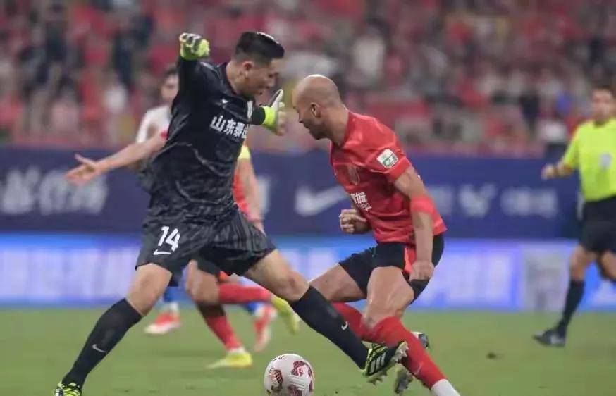 关于球员红牌事件频发，联赛纪律受关注的信息