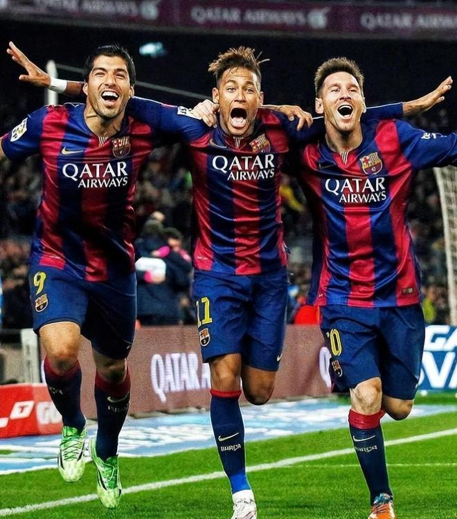 巴黎内马尔归队庆祝进球,球迷围观热议 巴黎内马尔归队庆祝进球,球迷围观热议