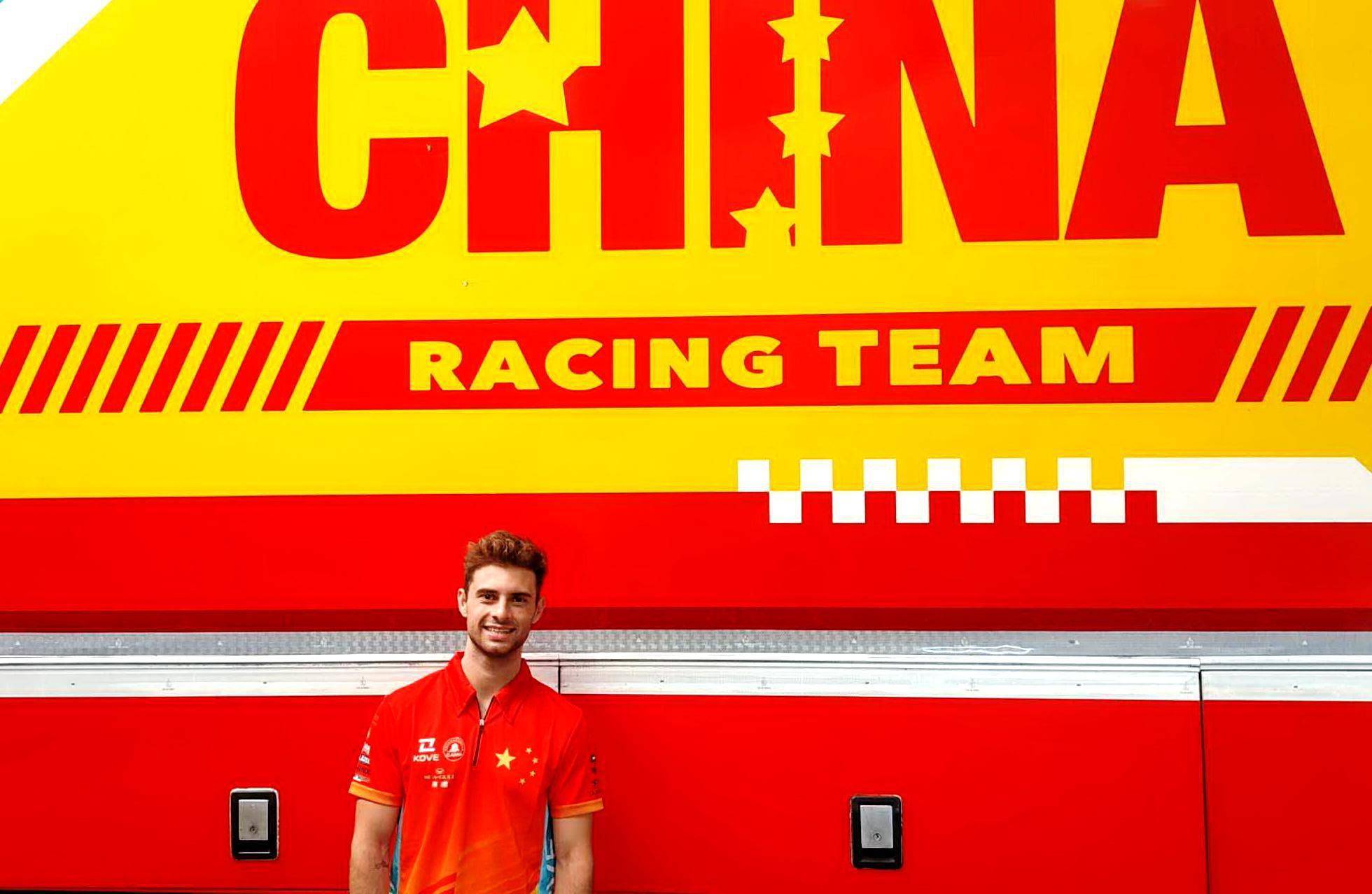 鹿岛豪取胜利意气风发向冠军发起冲击 鹿岛豪取胜利意气风发向冠军发起冲击