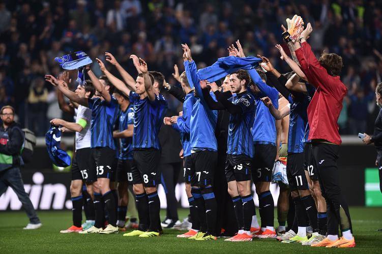 关于圣埃蒂安主场战平，争夺欧战资格激烈的信息