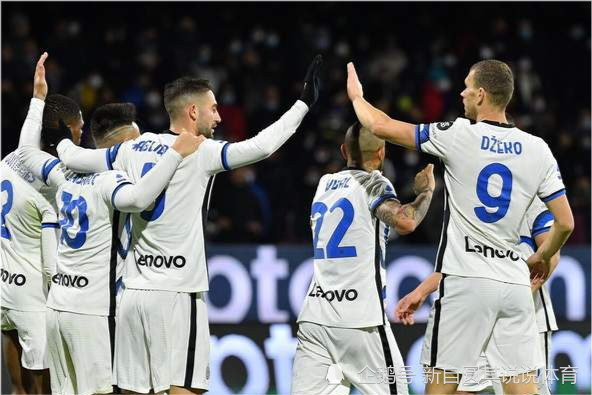 包含轮换出场球员表现抢眼令人惊艳的词条 包含轮换出场球员表现抢眼令人惊艳的词条