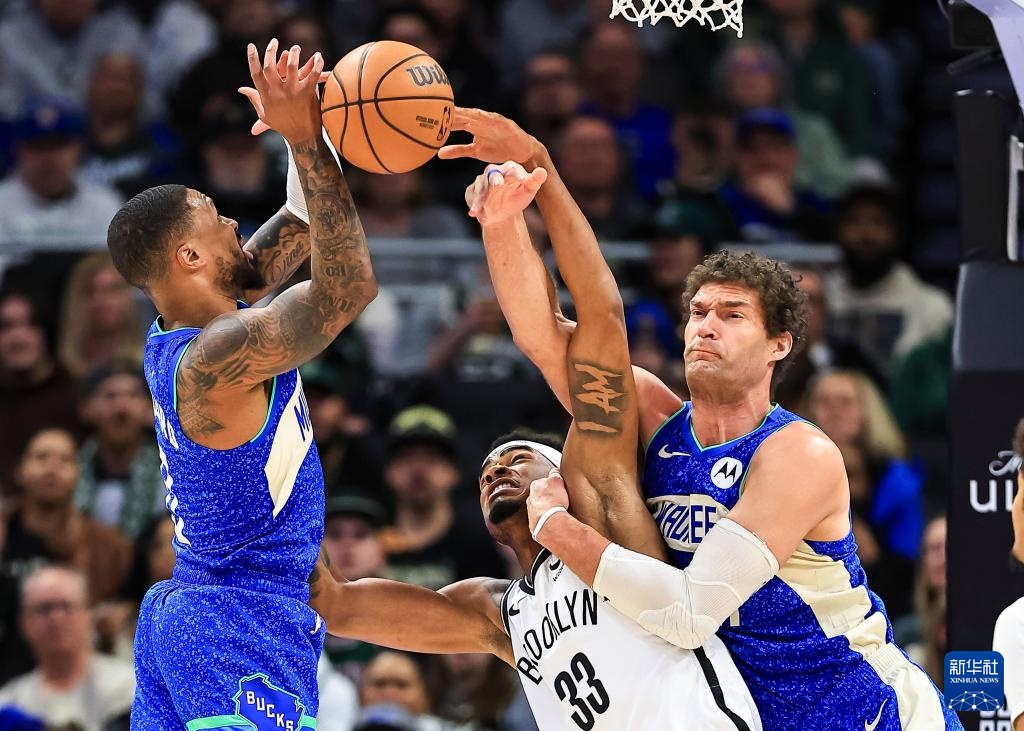 雄鹿再胜篮网巩固榜首位置