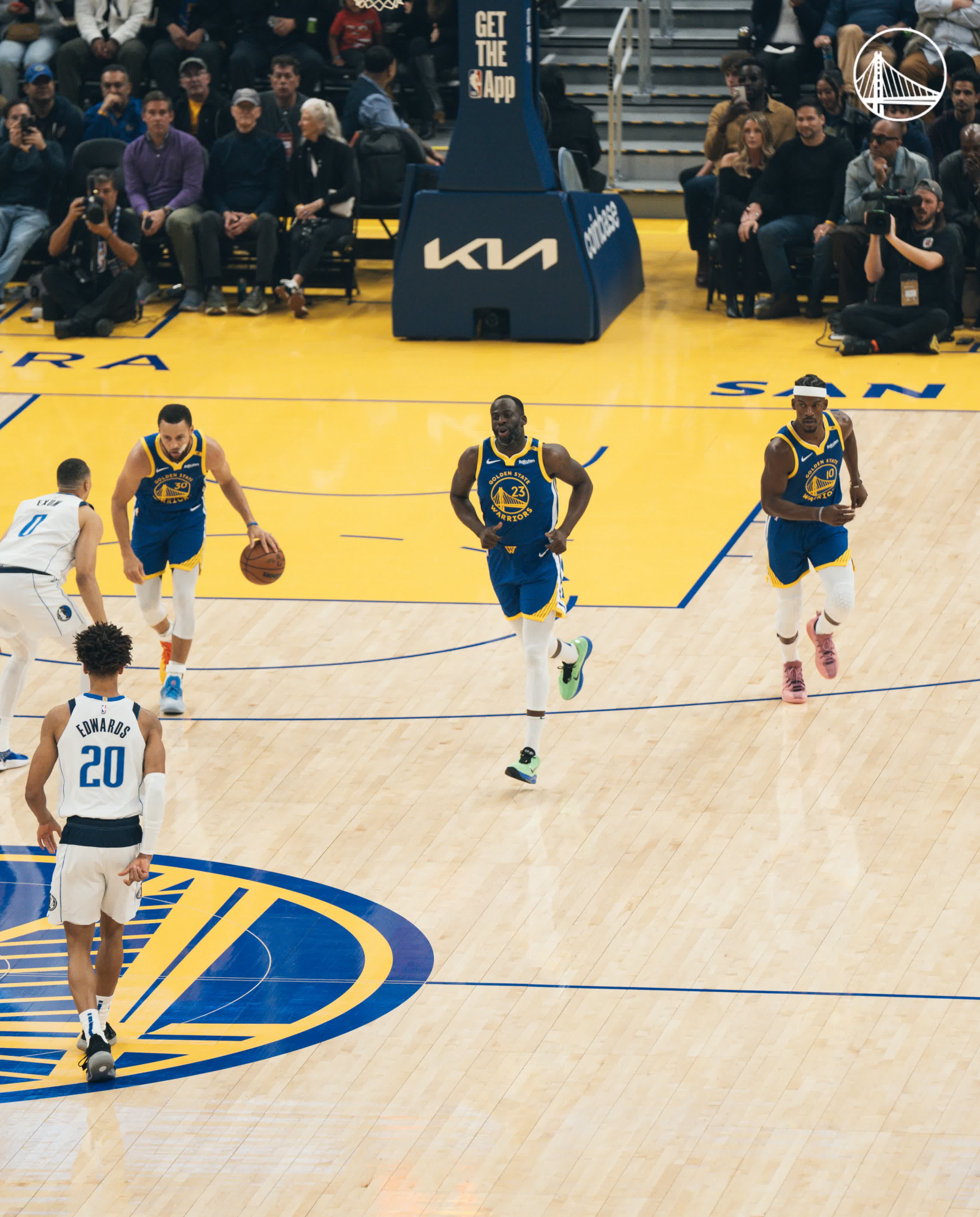 勇士擒下独行侠，库里独得33分的简单介绍