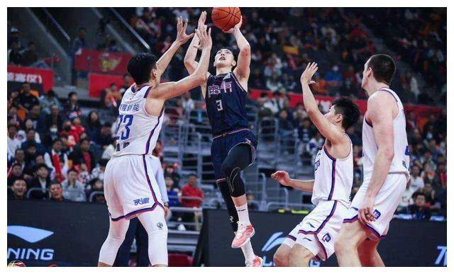 西藏男篮遭遇失败,球员全力备战 西藏男篮遭遇失败,球员全力备战