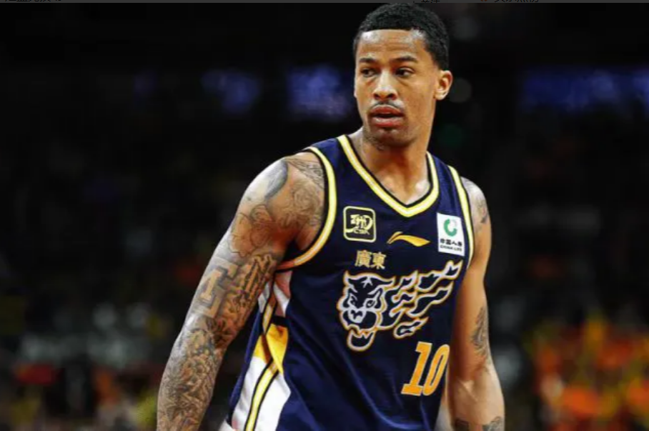 广东男篮逆转深圳队取得两连胜 广东男篮逆转深圳队取得两连胜