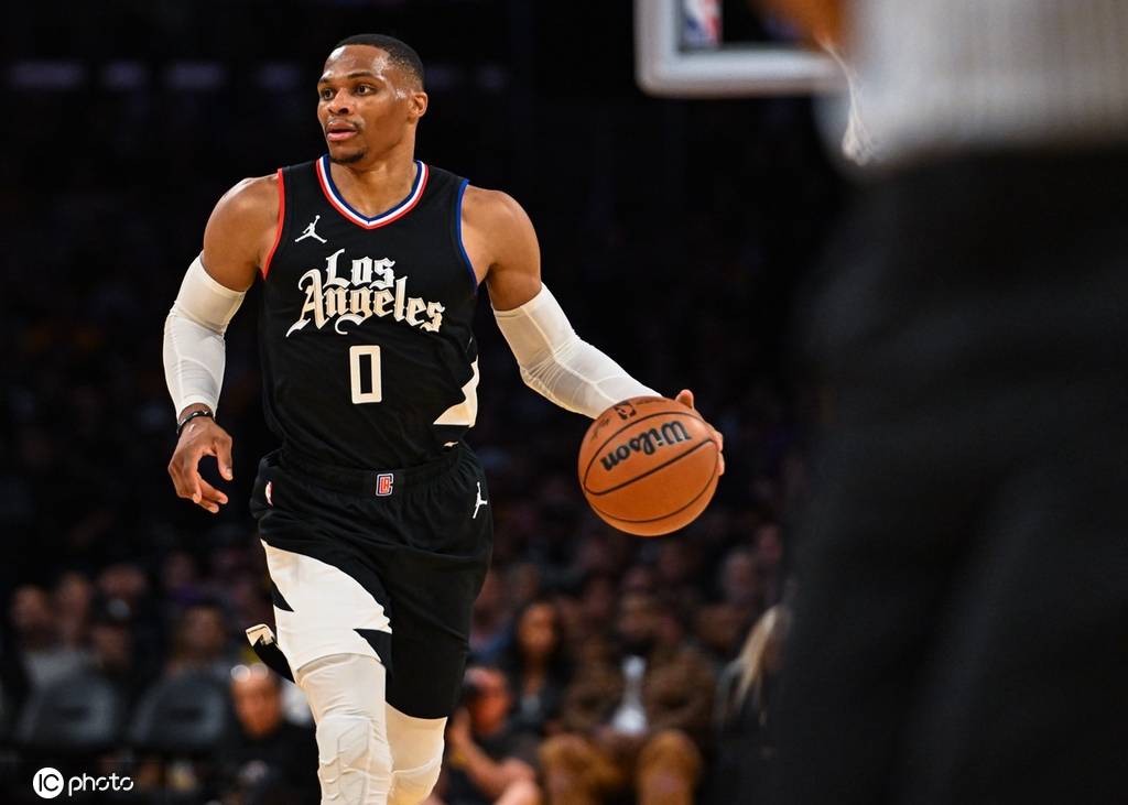 开云APP-关于威少带垃圾时间，担任主控的信息