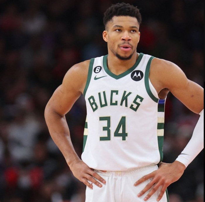 开云体育平台APP-雄鹿力克灰熊，字母哥31分9篮板