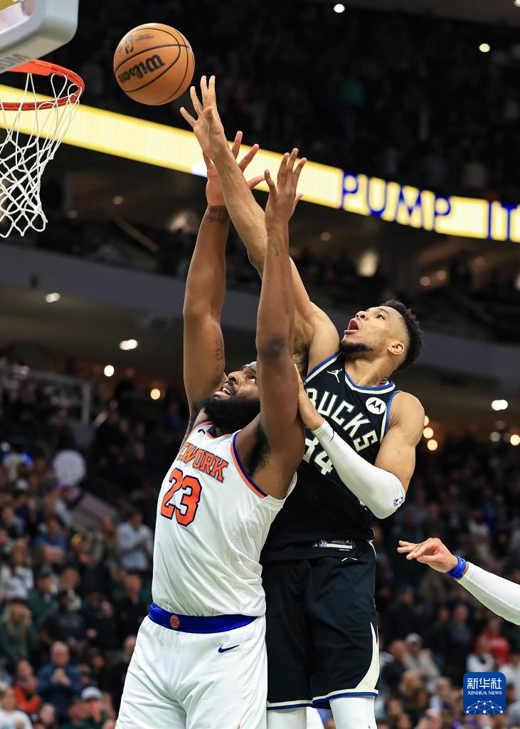 开云体育app-尼克斯主场大胜雄鹿，取得两连胜